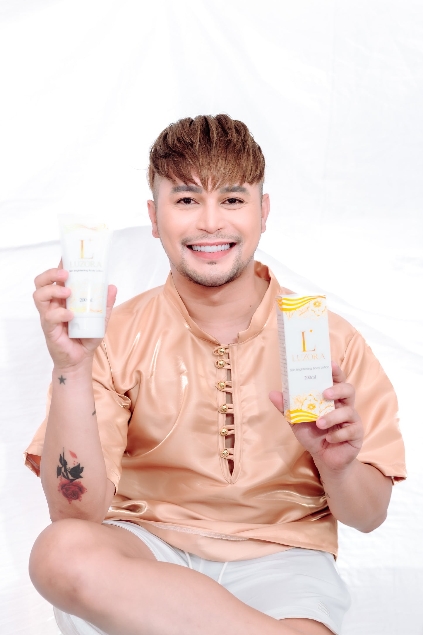 B1T1 LUZORA BRIGHTENING LOTION 200ML💫